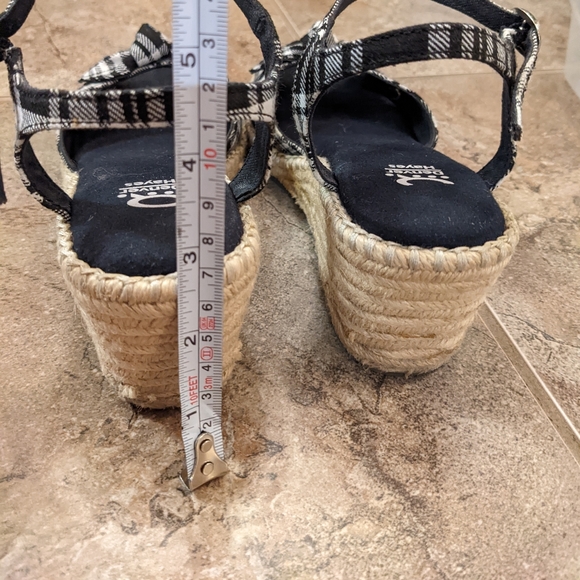 Stunning summer platform sandals women size 7 - Picture 2 of 5